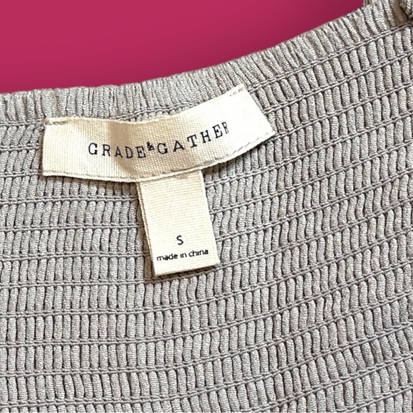 EUC Grade & Gather Empire Waist jumpsuit in light cream & organic design. Small - Picture 14 of 16